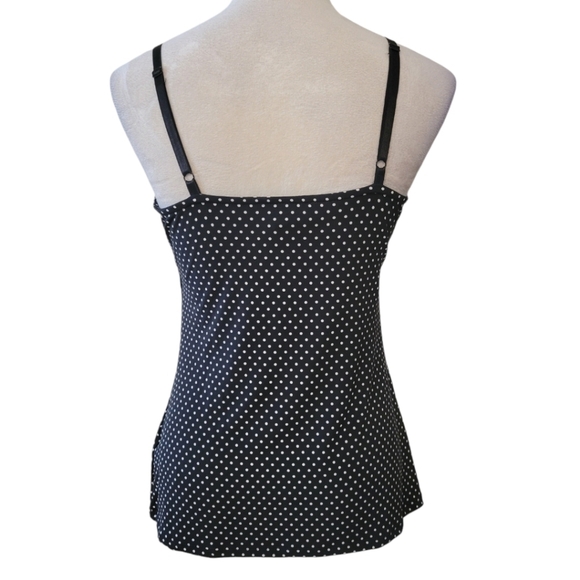 WHBM Sleeveless Ruffled Top Size Medium - Picture 2 of 3